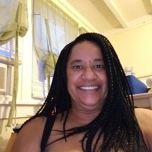 Meet your Posher, Denise